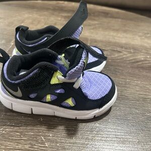 Nike Kids Black and Purple Sneakers